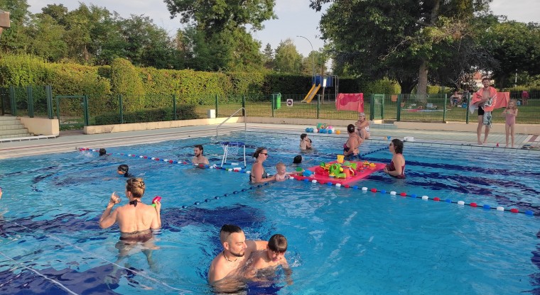Soirée famille I Piscine à Charolles
