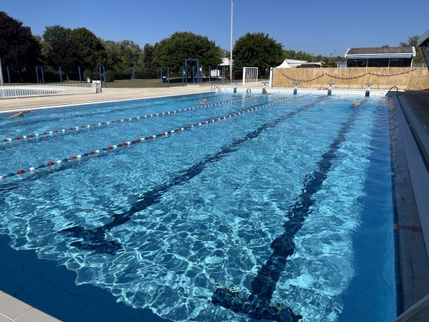 À Paray-le-Monial, la piscine d'été ouvre le 1er juin !