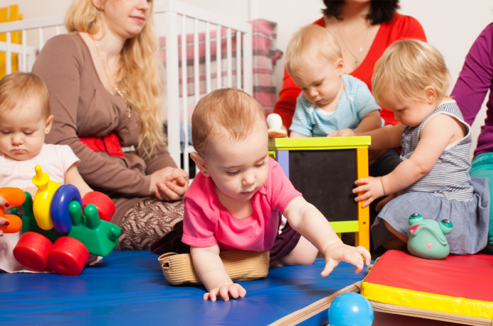 Lieu d'accueil enfants parents : fermetures en décembre