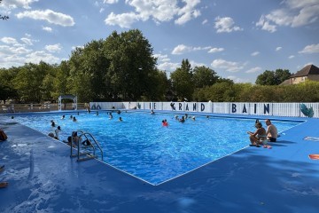 Derniers jours pour profiter du Grand Bain à Digoin